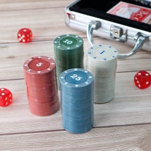 JOGO DE FICHAS PARA POKER NUMERADA NA MALETA COM 100 FICHAS - IM42059-E