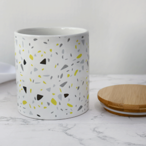 POTE DE PORCELANA COM TAMPA EM BAMBU E VEDAÇÃO DE SILICONE 12CM - HD01778-D