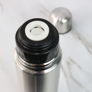 GARRAFA ISOTERMICA 750ML COM TAMPA EM INOX - CA12061