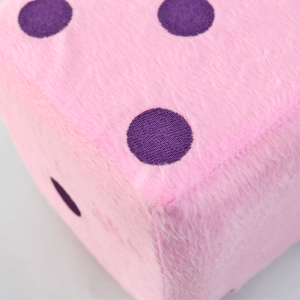 ALMOFADA PELUCIA DADO DE POLIÉSTER 17CM - 31300216-RS