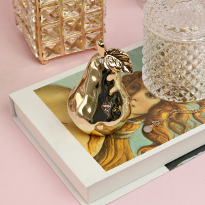 ENFEITE PERA DE PORCELANA 7X10,5CM - 74023-DOU