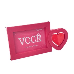 PORTA RETRATO DE PLASTICO COM CORACAO 10X15 PINK