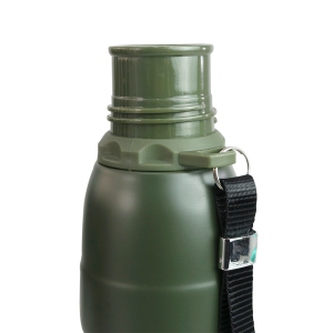 GARRAFA AÇO INOX COM ALÇA VERDE SKATISTA 750ML - LC1628A-VD4