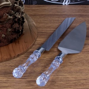 KIT PARA BOLO 01 ESPATULA PARA BOLO + 01 FACA PARA PÃO EM INOX E CABO ACRILICO - CA08037