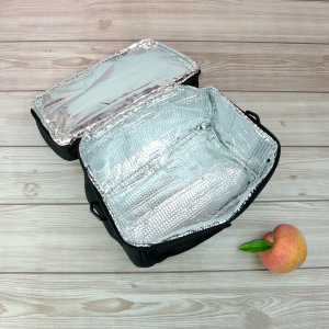 BOLSA TÉRMICA POLIESTER  ALÇA AJUSTÁVEL E FORRO DE ALUMÍNIO 16X21,5X24,5CM - CA15328-PT