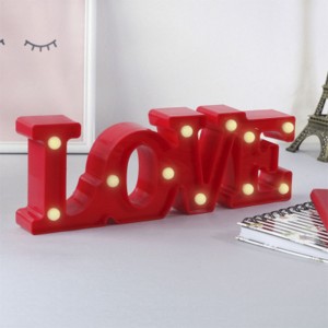 LUMINARIA LOVE DE PLASTICO 30X11X4CM VERMELHO - 92745-VM