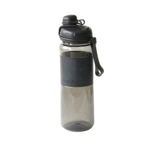 GARRAFA DE PLÁSTICO COM ALÇA DE SILICONE E PROTEÇÃO DE BORRACHA 500ML - GAR03-PT