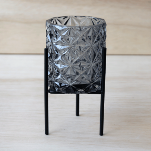 CASTIÇAL DE VIDRO DETALHADO COM SUPORTE EM FERRO - CAS11-FUME