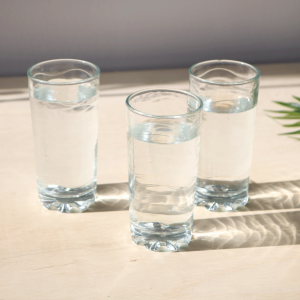 CONJUNTO COM 03 COPOS LONG RIVIERA DE VIDRO DE 320 ML CADA - CHI2152