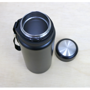 GARRAFA ISOTÉRMICA COM ALÇA 650ML AÇO INOX PRET0- LC1709-PT